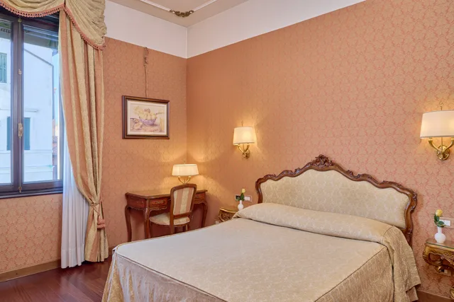 غرفة ديلوكس بسرير مزدوج، Locanda Vivaldi Hotel 1/4