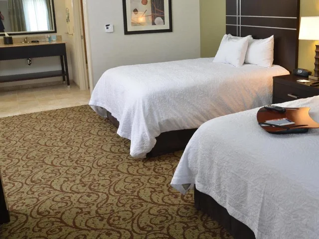 استوديو بسريرين كوين مع أريكة لذوي الإعاقة، Hampton Inn and Suites Sharon 5/10