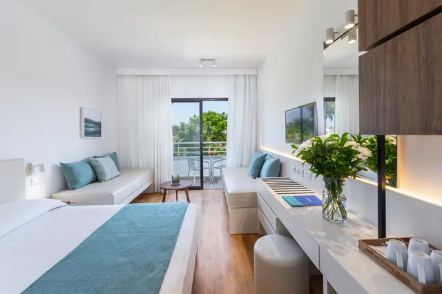 Standard, Double or Twin Bed, Louis Phaethon Beach 4/4