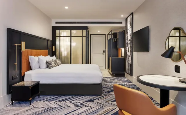 غرفة تنفيذية بسرير كينج، Dorsett Melbourne 1/2