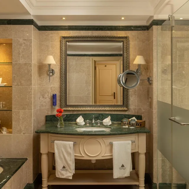 Aphrodite, Suite, Golf and Sea View, Hot Tub، Aphrodite Hills Hotel 1/1