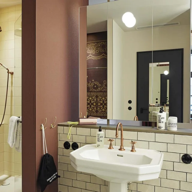 Room, King Bed, Xl، 25hours Hotel The Royal Bavarian 8/10