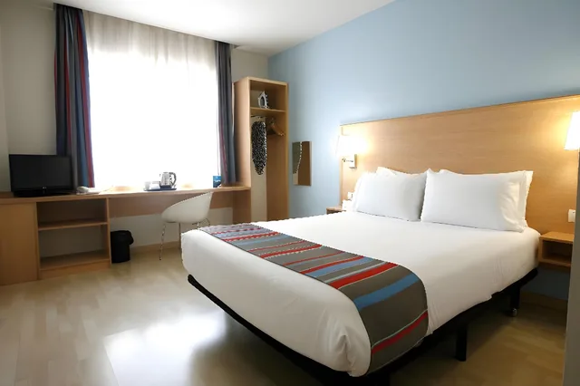 غرفة قياسية مفردة، Travelodge Torrelaguna 1/6