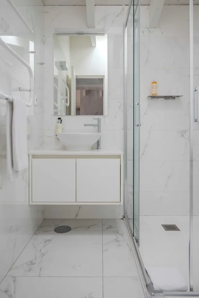 شقة تنفيذية بسرير كوين وسرير فردي بغرفتي نوم مع أريكة بمطبخ صغير، Uma Formosa Apartments 6/6