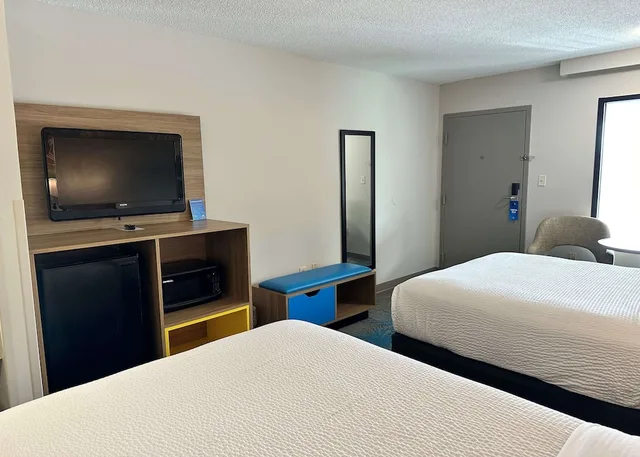 Room, 2 Double Beds, Days Inn by Wyndham Valdosta I-75 5/8