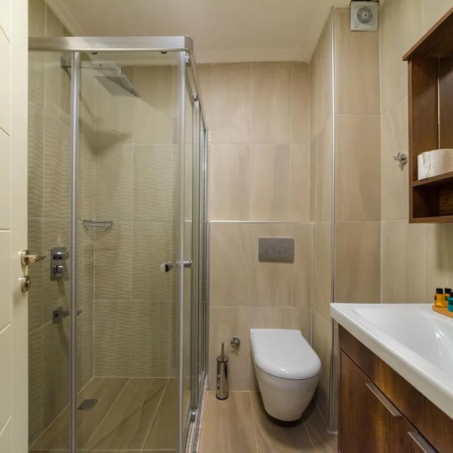 Family Suite, King Bed, Joy Suites Hotel 5/5