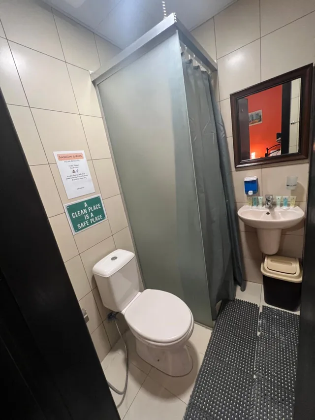 غرفة اقتصادية رباعية، Sydney Hotel 8/10