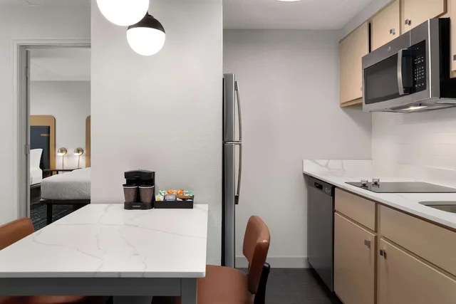 جناح ديلوكس بسريرين مزدوجين بغرفة نوم واحدة مع أريكة بمطبخ، Homewood Suites by Hilton Richmond - Airport 6/6