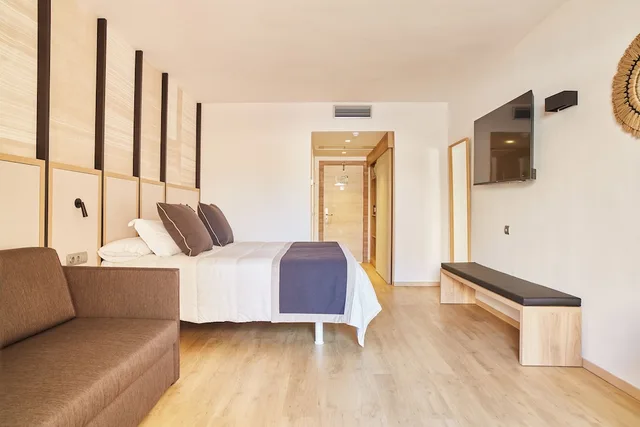 Iconic, Twin Beds, Pool View, Sofa, Invisa Hotel Club Cala Blanca 1/1
