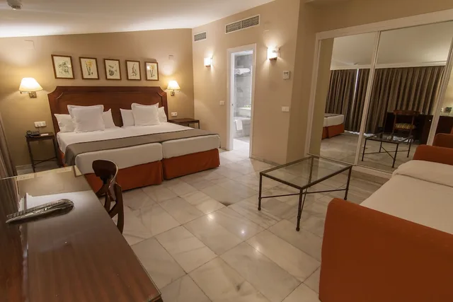 غرفة ثلاثية بثلاثة أسرّة، San Gil Hotel 7/10