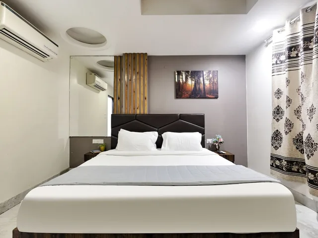 غرفة تنفيذية رباعية بسريرين مزدوجين، Hotel Delhi Aerocity 4/10