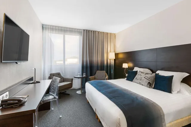غرفة تنفيذية بسريرين منفصلين وسرير كوين، Best Western Plus Europe Hotel 3/6