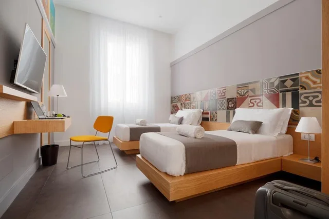 Classic, Queen Bed, Hotel Medinblu 4/6