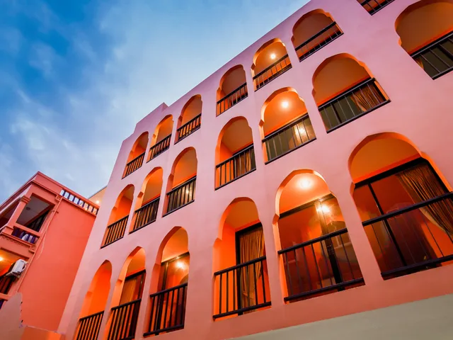 غرفة سوبيريور بإطلالة على البحر، Khaleej Mazz Hotel Patong 1/1