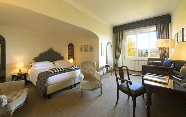 غرفة رباعية بسرير كوين وسريرين منفصلين، Park Palace 1/3