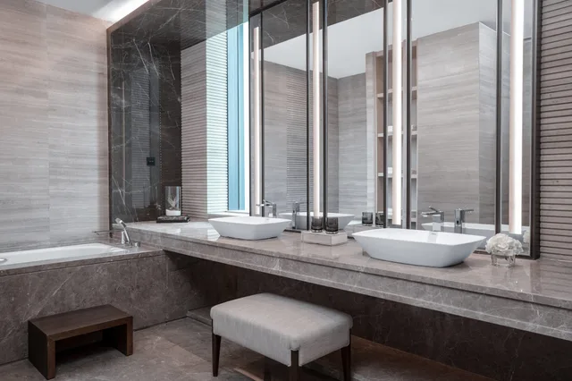 Executive, Suite, King Bed, Courtyard by Marriott Suzhou Mudu 3/5
