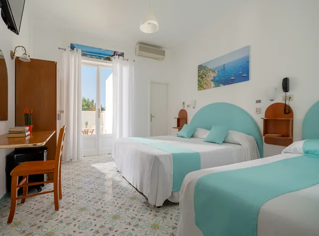 غرفة قياسية ثلاثية، Hotel Carmencita 2/10