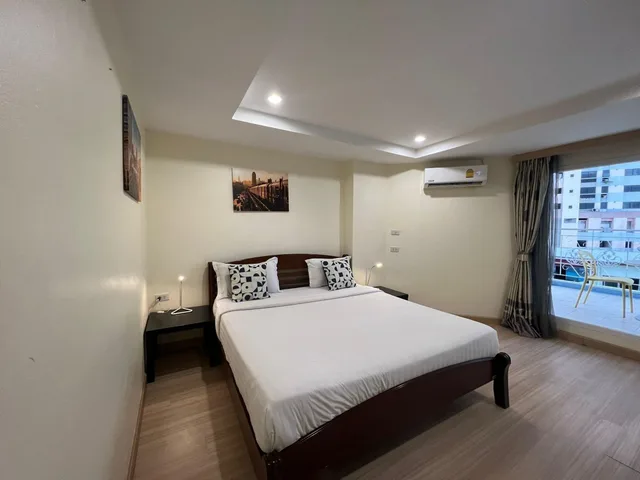غرفة ديلوكس بشرفة، V Check Inn Sukhumvit 22 8/10