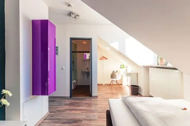 غرفة قياسية مفردة بسرير كوين، Hotel Arooma 2/5