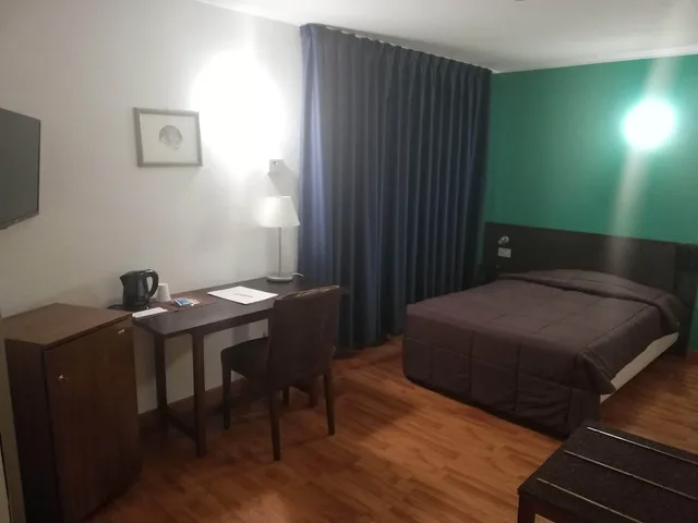 غرفة مفردة بسرير مزدوج، Cristal Hotel Palermo 4/8