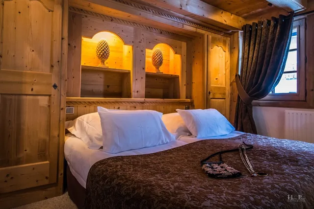 جناح فاخر بسرير مزدوج وسريرين منفصلين، Hôtel Le Fer à Cheval 4/10