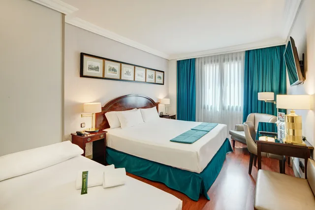 غرفة كلاسيكية ثلاثية بسرير مزدوج، Sercotel Gran Hotel Conde Duque 1/6