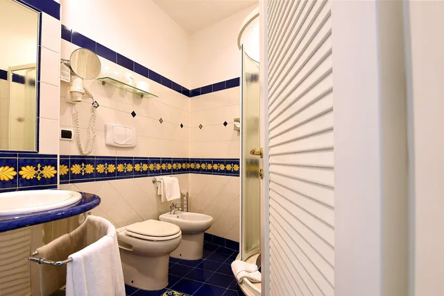 غرفة كومفورت بسرير مزدوج أو سريرين منفصلين بشرفة، Best Western Hotel Acqua Novel 2/2