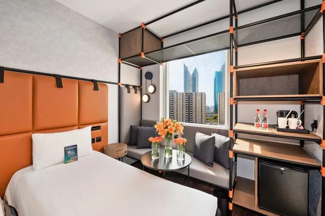 غرفة قياسية بسرير مزدوج، Ibis World Trade Centre Dubai 3/9