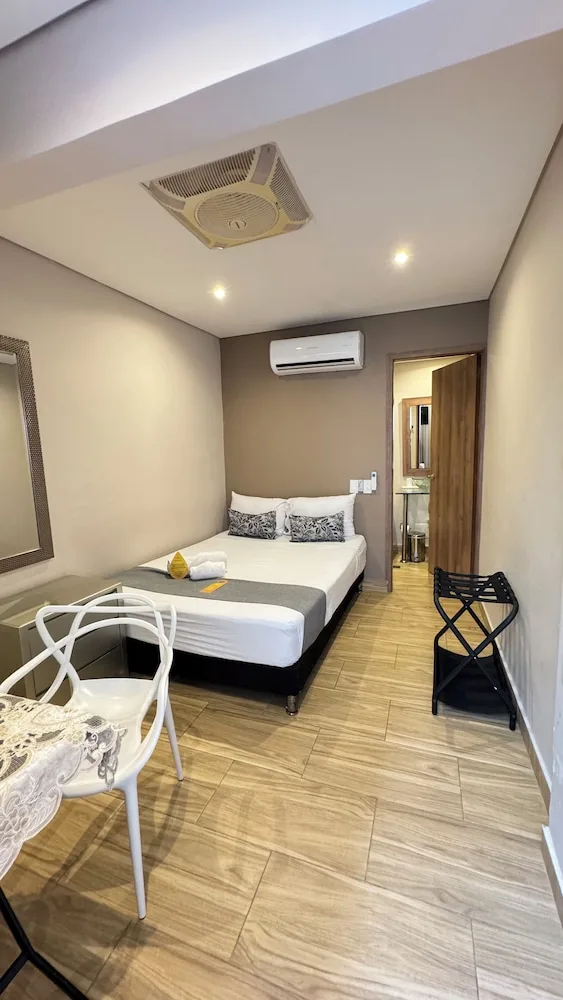 غرفة سوبيريور بسرير مزدوج، Ayenda Casa Roman 2/10