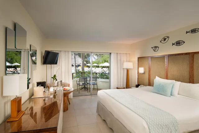 غرفة قياسية بإطلالة على المسبح، Impressive Punta Cana 1/2