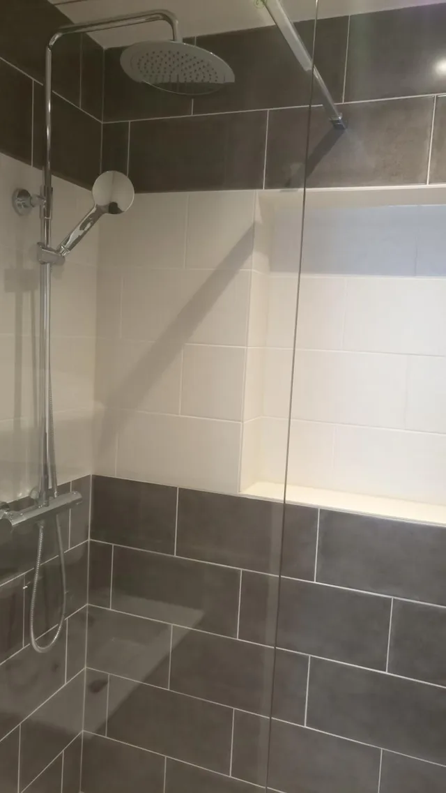غرفة ثلاثية، HOTEL DE LA PERDRIX ROUGE 7/7
