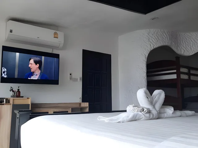 Family, Partial Sea View, 2 Balconies، Harrys Steakhouse & Beach Hotel 1/1