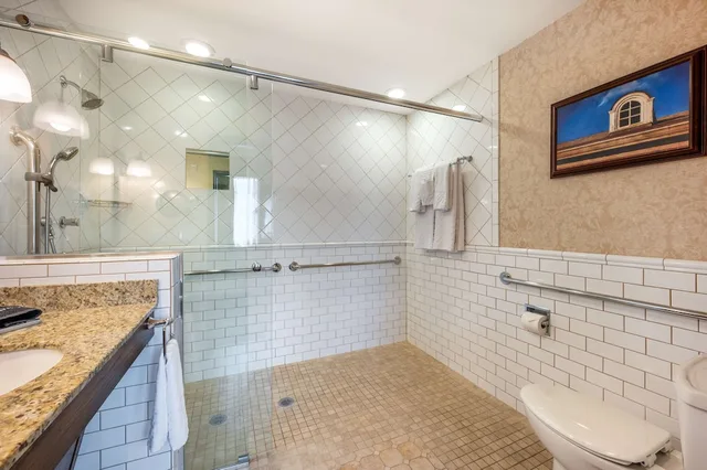 غرفة قياسية بسريرين كوين لذوي الإعاقة، Best Western Premier Mariemont Inn 4/4