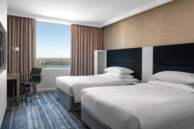 غرفة كلوب بسريرين مزدوجين، Sydney Harbour Marriott 2/6