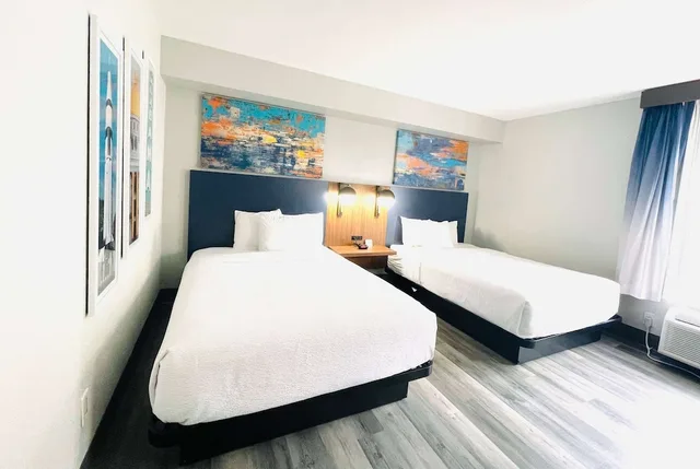 Room, 2 Double Beds, Accessible, La Quinta Inn & Suites by Wyndham Birmingham Homewood 1/5