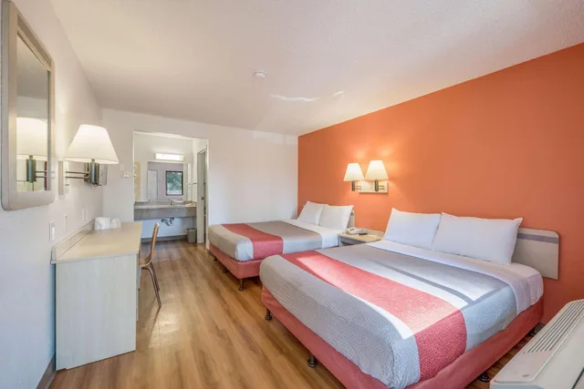 غرفة بسريرين كوين، Motel6 Fairfield, CA - North 1/10