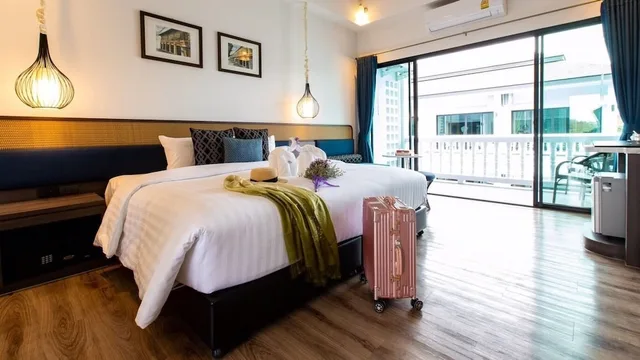 Green, King Bed, Pool View، Chaanburi Boutique Resort 1/4