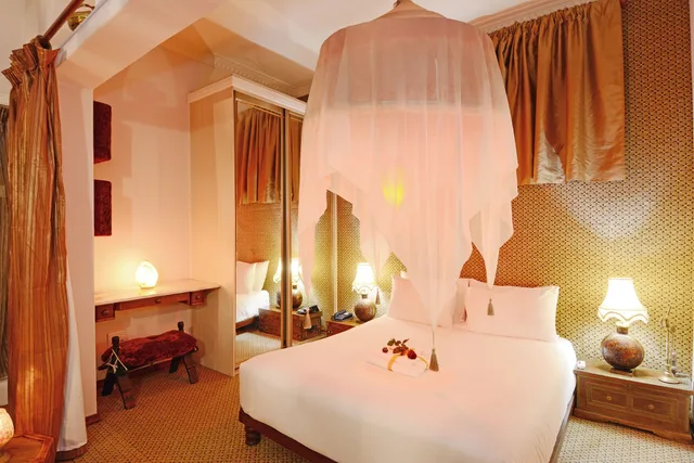 جناح بسرير كوين، Villa Simonne 4/10
