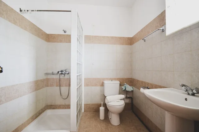 شقة بسرير مزدوج وسريرين منفصلين بغرفتي نوم، Coliseum Studios And Apartments 4/4