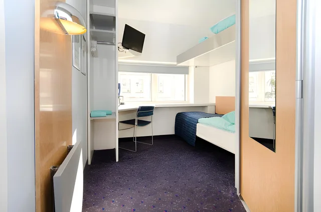 Economy, Single, CABINN Metro 5/5