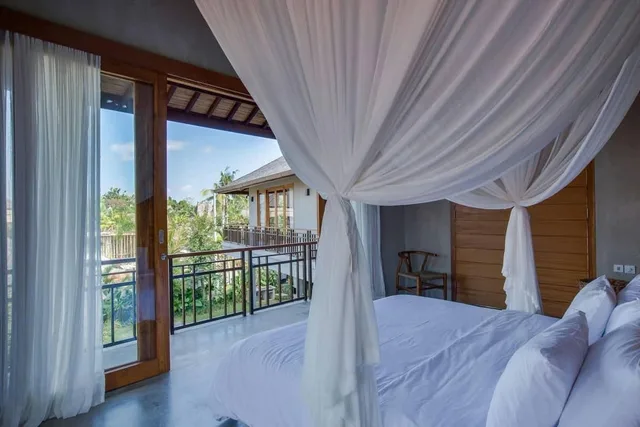 Executive, Double Bed, Zin Berawa Villas & Bungalows 10/10