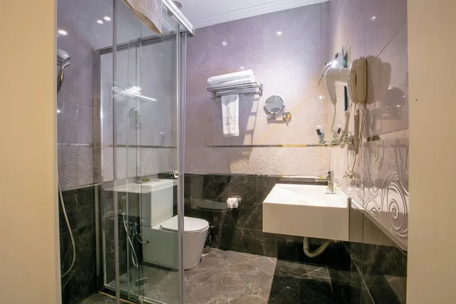 غرفة ديلوكس بسرير كينج بإطلالة على المدينة، Theatrum Hotel Baku 10/10