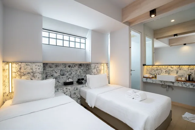 Skylight, City, Twin Beds, Metz Pratunam Hotel 9/10