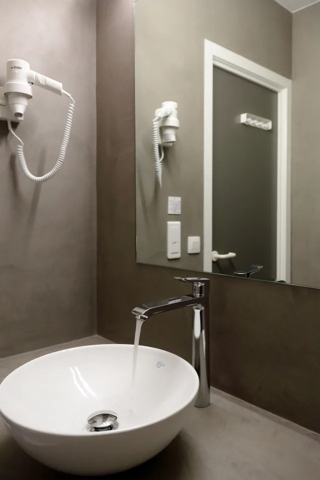 غرفة كومفورت ثلاثية بسرير مزدوج مع أريكة، Hotel Corsendonk Viane 6/8