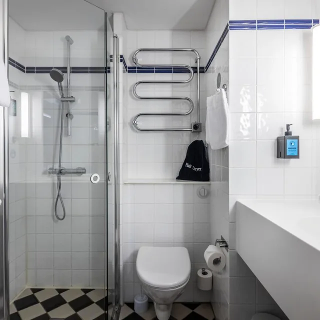 Compact, King Bed، Comfort Hotel Vesterbro 3/4