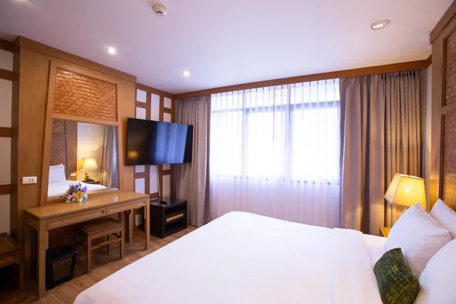 جناح ركني، The Tarntawan Hotel Surawong Bangkok 4/9