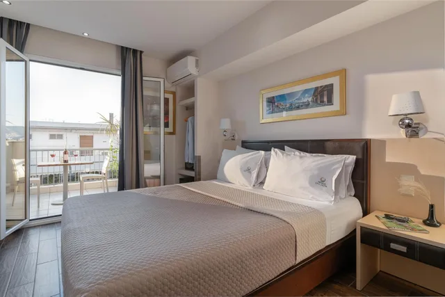 Room, Double Bed, Sea View, Balcony, Piraeus City Hotel 4/10