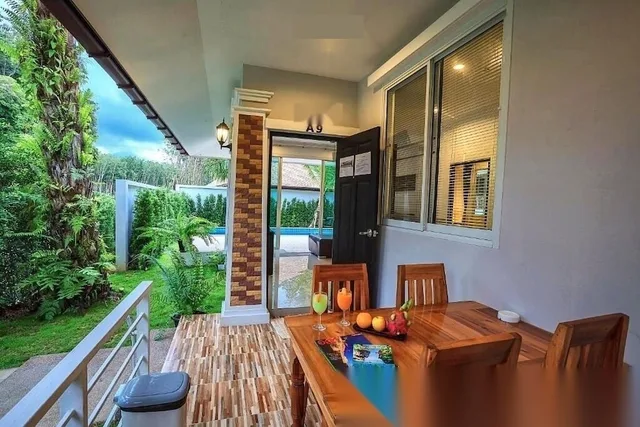 فيلا بريميوم بسريرين كينج بإطلالة على المسبح بغرفتي نوم مع أريكة بمسبح خاص، Lux Family Villas 10/10