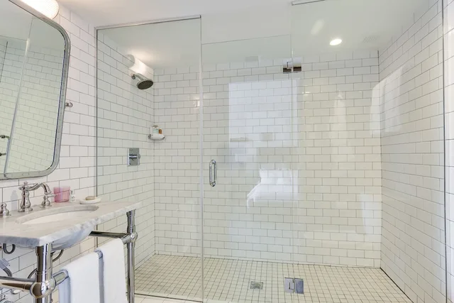 غرفة سوبيريور بسريرين مزدوجين بإطلالة على المدينة، Clinton Hotel South Beach 5/5