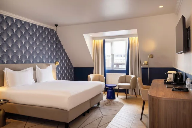 Augustin, Deluxe, Queen Bed، The Augustin 1/10